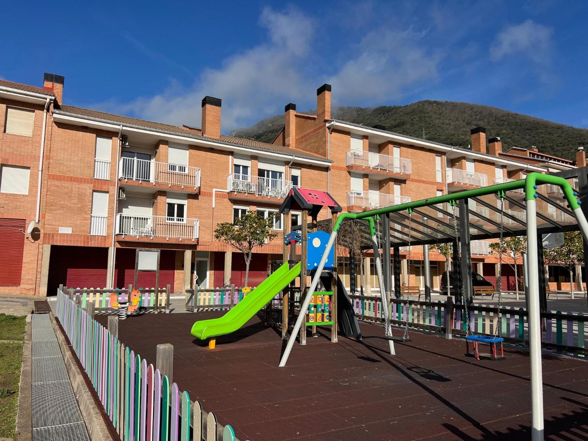 Apartament Acollidor Al Bergueda 6P Sant Jordi de Cercs Ngoại thất bức ảnh
