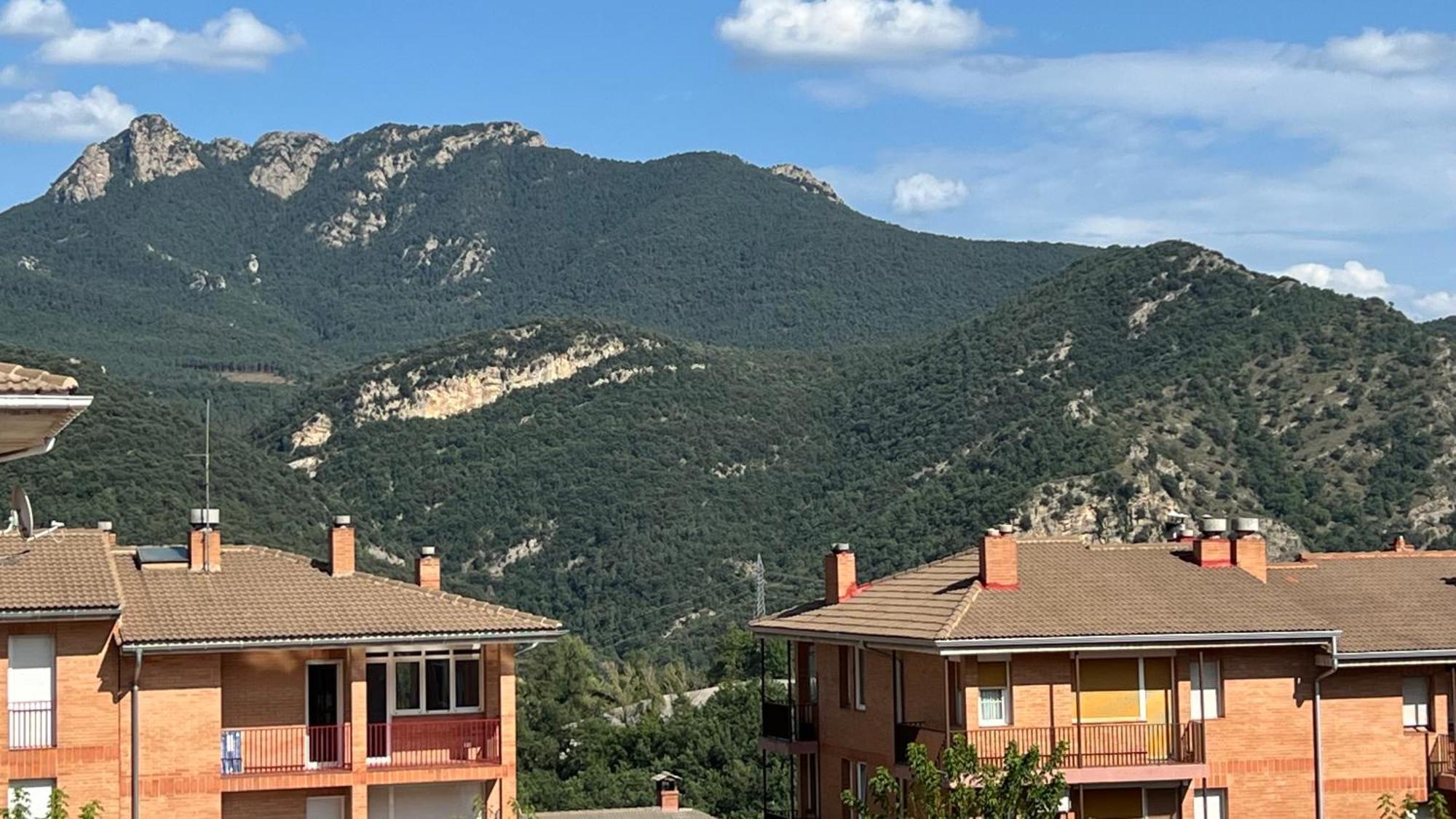 Apartament Acollidor Al Bergueda 6P Sant Jordi de Cercs Ngoại thất bức ảnh
