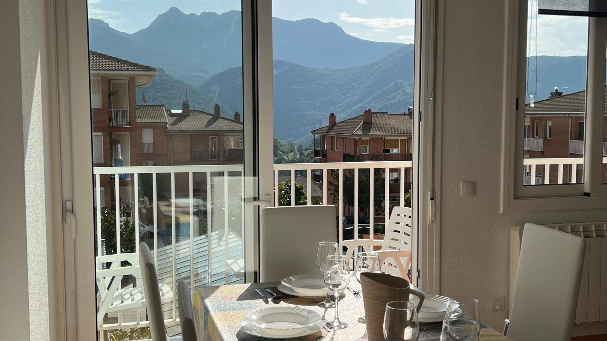 Apartament Acollidor Al Bergueda 6P Sant Jordi de Cercs Ngoại thất bức ảnh